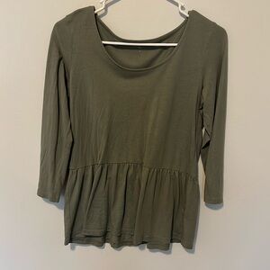 Garnet hill size small green top